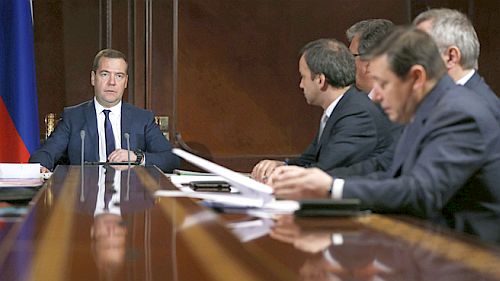 Дмитрий Медведев провел совещание с вице-премьерами