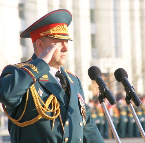 Парад Победы в Хабаровске будет принимать командующий войсками ВВО Сергей Суровикин