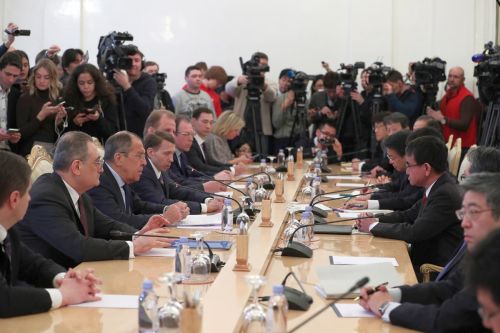 В ходе переговоров с министром иностранных дел Японии Т.Коно, Москва, 14 января 2019 года