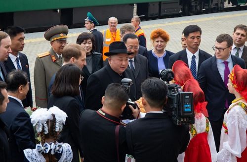 Лидер КНДР выразил надежду, что в дальнейшем бдет посещать нашу страну, основываясь на дружественных отношениях с Путиным. Фото Александра Сафронова