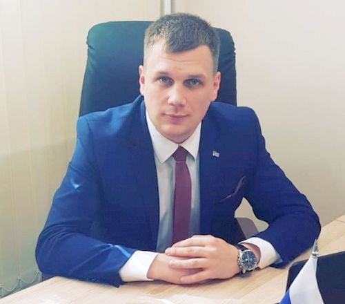 Председатель комитета по местному самоуправлению Хабаровской городской думы, депутат Денис Куратов