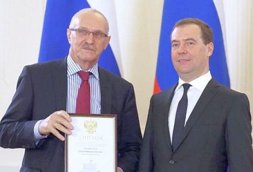 Станислав Глухов и Дмитрий Медведев.