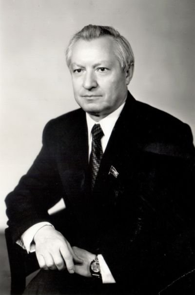 Степан Авраменко (13 декабря 1918 - 7 сентября 2010), первый секретарь Амурского обкома КПСС (1964-1985)