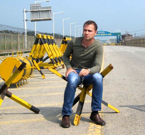 Корреспондент «Новой во Владивостоке» на въезде в DMZ