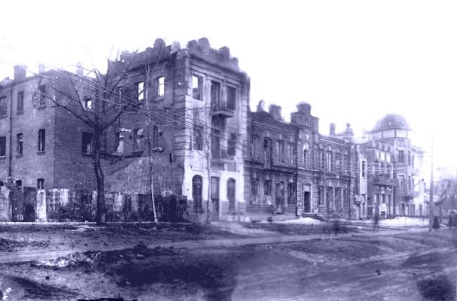 Доходный дом И. Волковинского в апреле 1920 года.