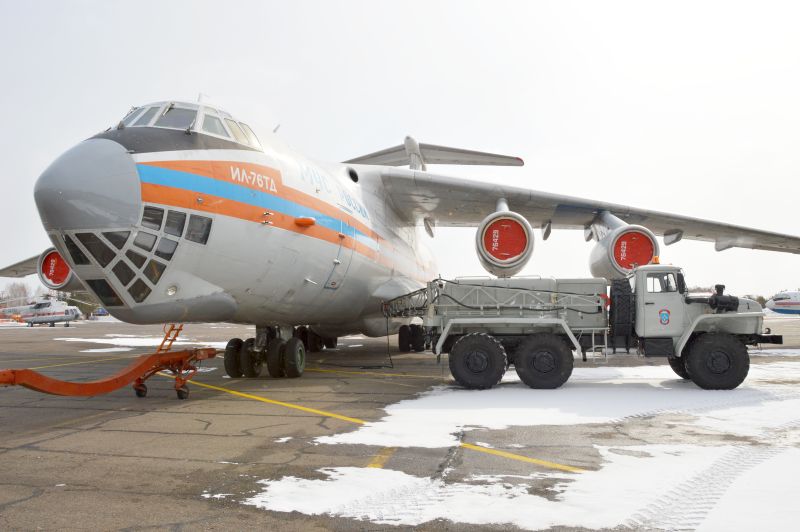 Ил-76 в аэропорту «Емельяново»