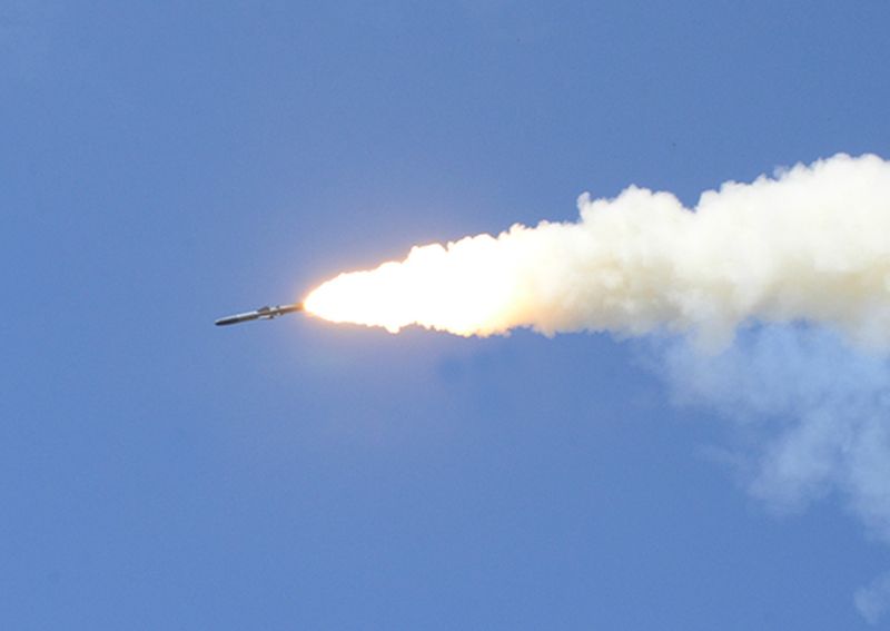 Береговые ракетные комплексы ТОФ «Бастион» с побережья Чукотки поразили крылатыми ракетами учебную надводную цель в Анадырском заливе