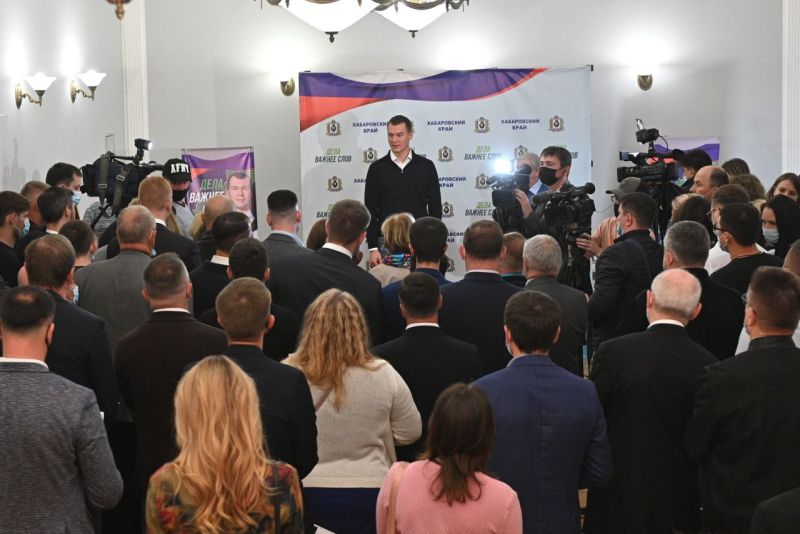 Михаил Дегтярев прибыл в свой предвыборный штаб