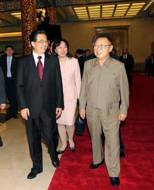 С Председателем КНР Ху Цзиньтао. Май 2011 года.