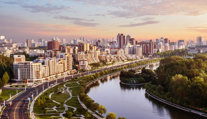 Квартал Кёнру. Это – оригинальный террасный жилой сектор, построенный на живописной набережной реки Потхон в центральной части столицы.