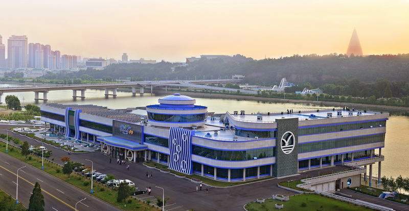 Пхеньянский рыбный ресторан «Тэдонган».