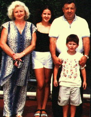 Ишаев с семьей: супруга Любовь, дочь Юля и внук Игорь.Нажмите, чтобы УВЕЛИЧИТЬ (нажмите, чтобы увеличить)