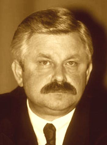 А. Руцкой, с 1991 по 1993 год — первый и последний вице-президент Российской Федерации, с 1996 по 2000 год — губернатор Курской области