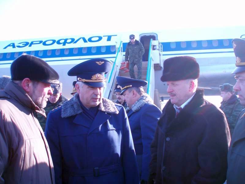 Главком ВВС и губернатор Вячеслав Шпорт