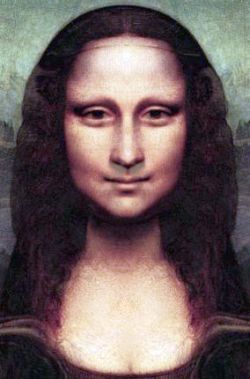 Фото, сделанное итальянскими криминалистами, тоже выявившими полную симметрию лица Моны Лизы